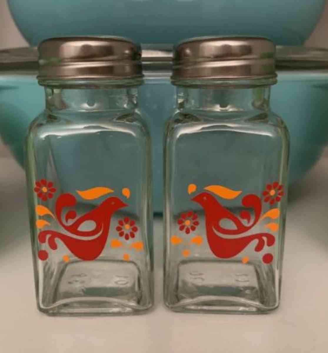 Pyrex salt and pepper shakers - South Charleston, Ohio - FleaMarketBay