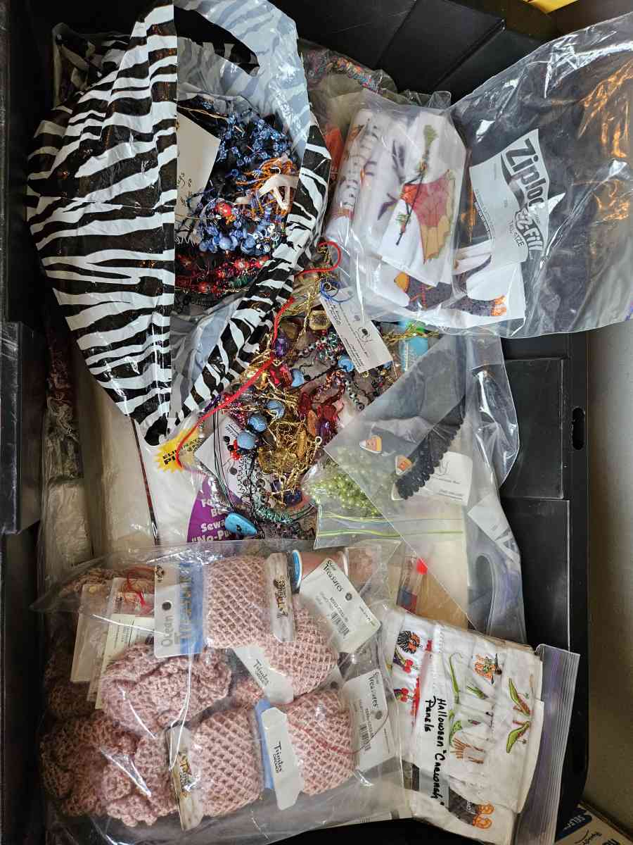 OVERSIZED Craft Collection - Dublin, Ohio