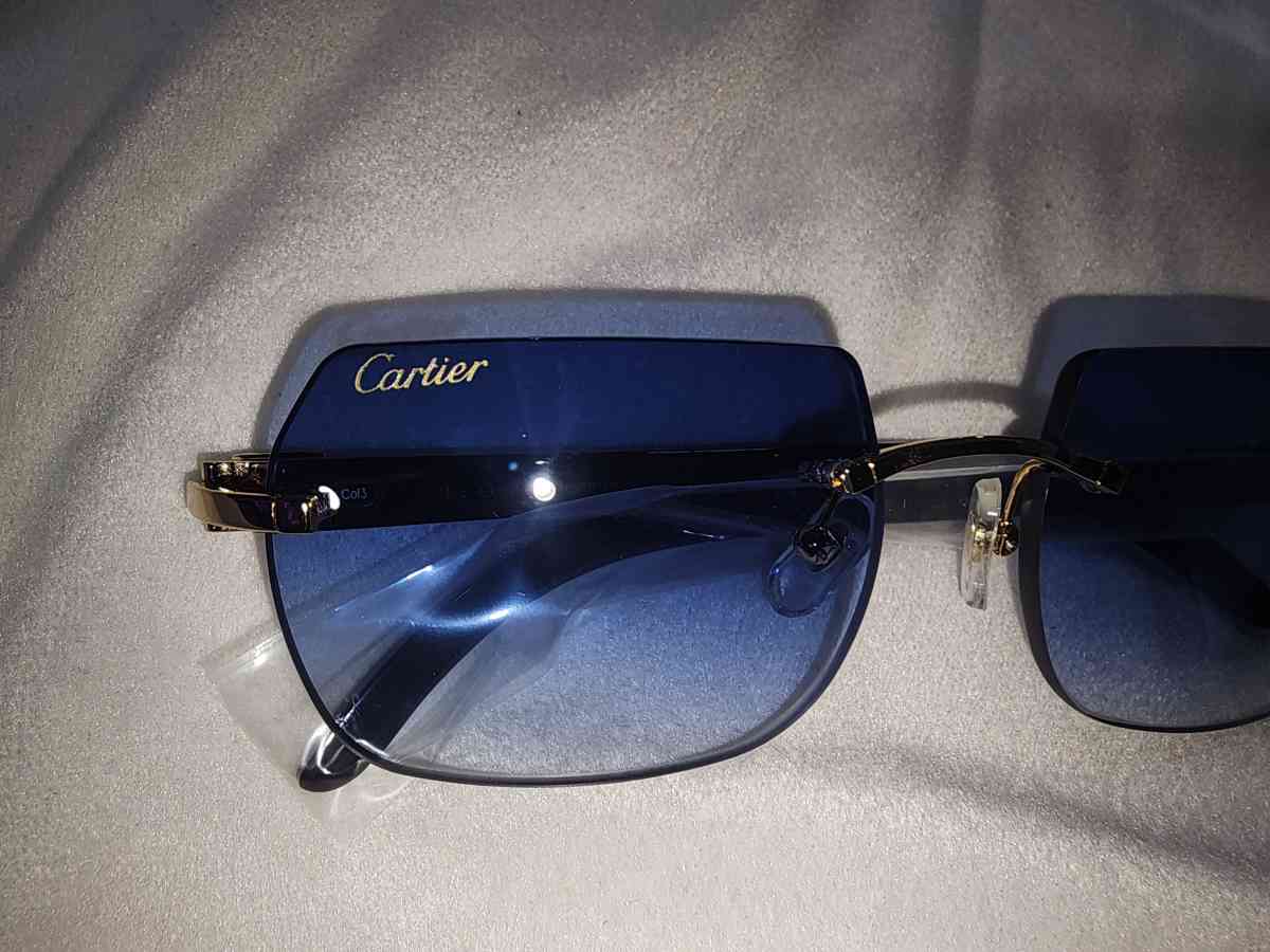 cartier buffs yays new in box - Inkster, Michigan - FleaMarketBay