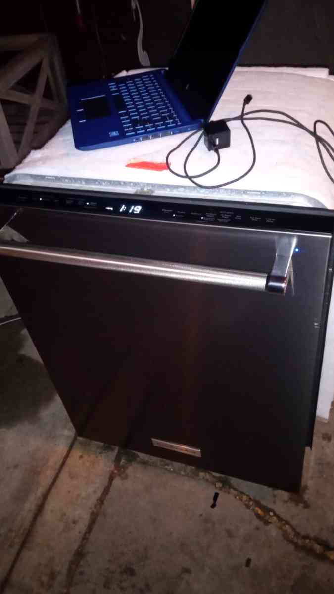 dishwasher - Houston, Texas - FleaMarketBay