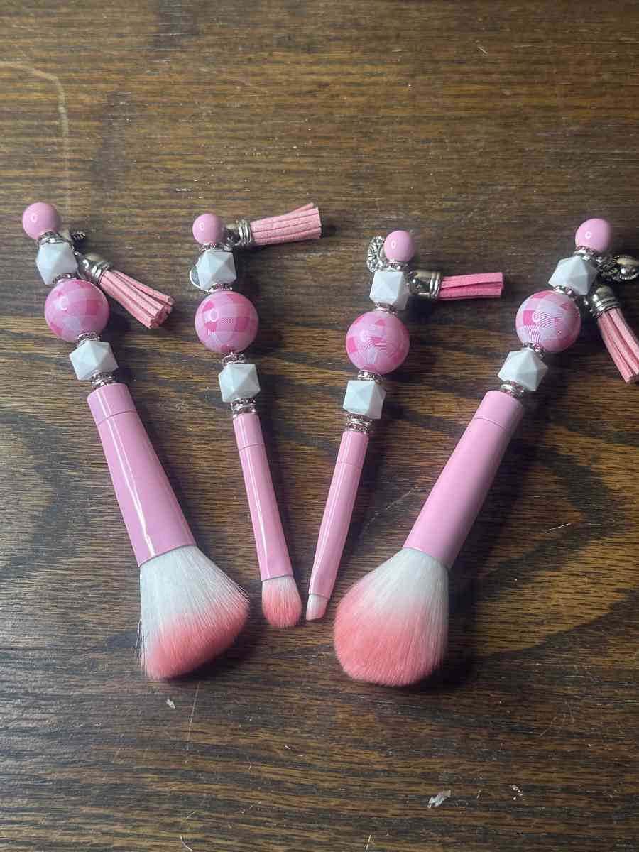 makeup brushes - Somerville, Tennessee