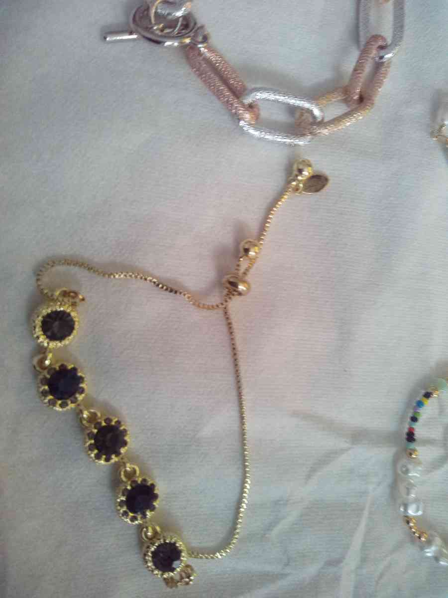 Four Piece BRACELET set 7 - Alachua, Florida - FleaMarketBay