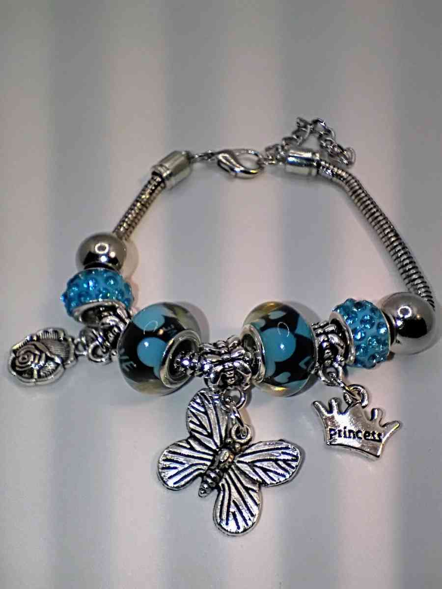 Jewelry - Montclair, California - FleaMarketBay