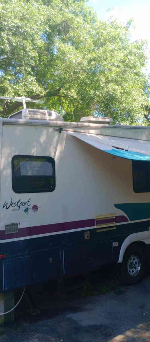 Fleetwood Westport - Smiths Station, Alabama - FleaMarketBay