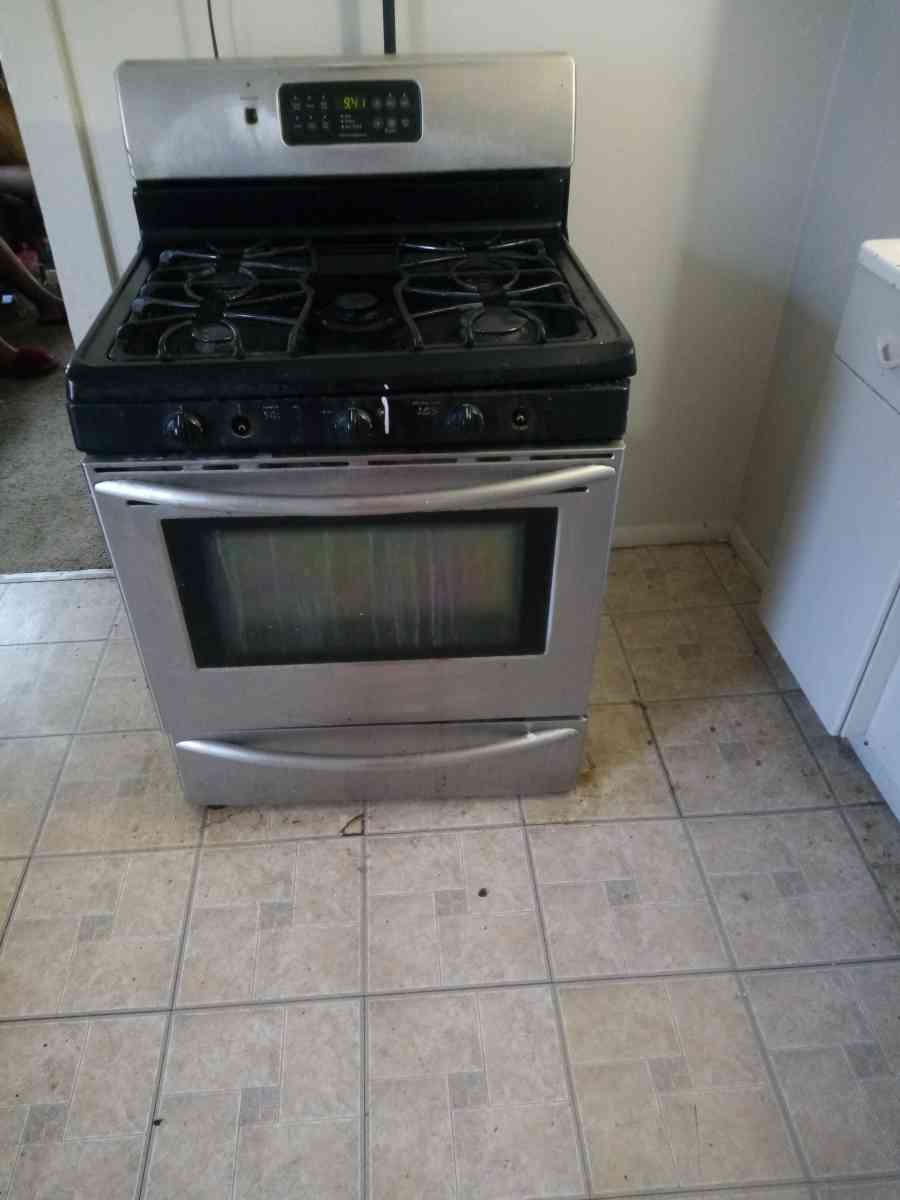 5 burner gas stove - Buffalo, New York