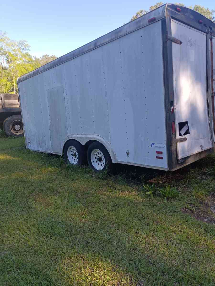 7X16 feet enclosed cargo trailer - Smiths Station, Alabama - FleaMarketBay
