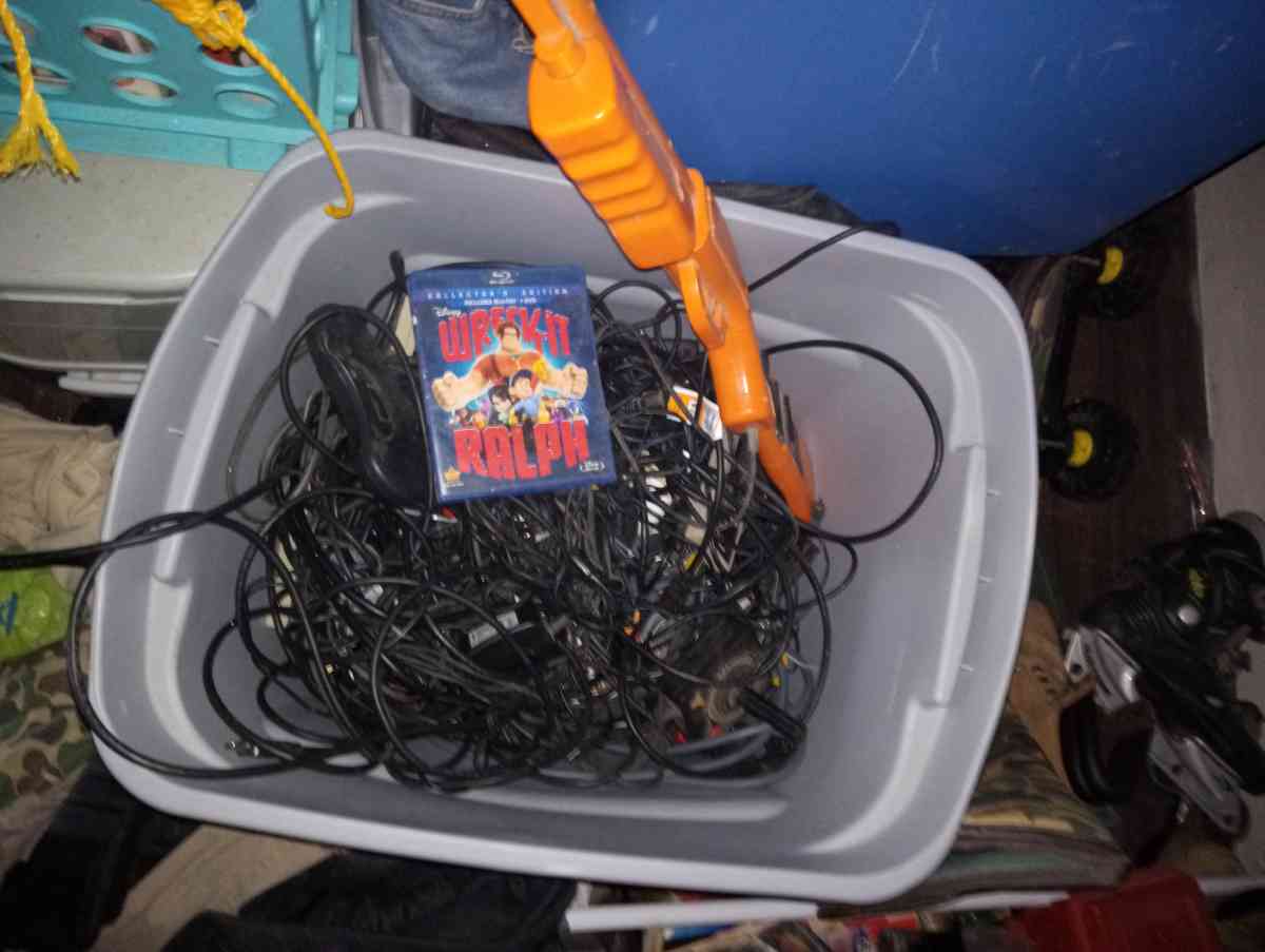 bulk video game systems - Clinton Township, Michigan - FleaMarketBay