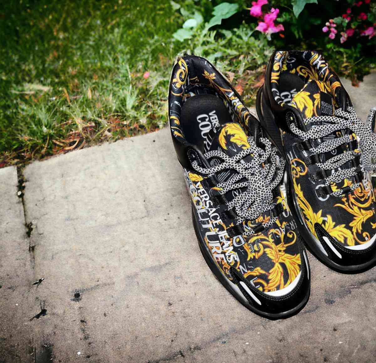 mens size 10 luxury Versace sneakers - Cincinnati, Ohio - FleaMarketBay