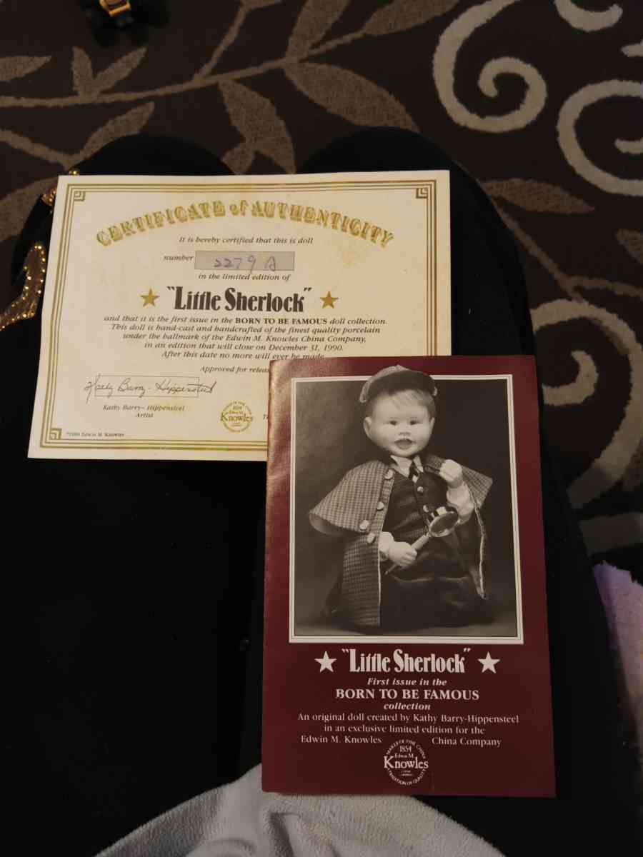 Dolls and Ventage bulova watch - Deep Run, North Carolina - FleaMarketBay