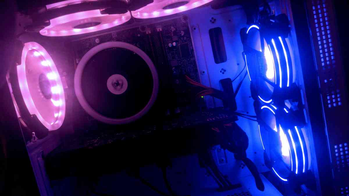 Gaming PC - Montrose, Minnesota - FleaMarketBay