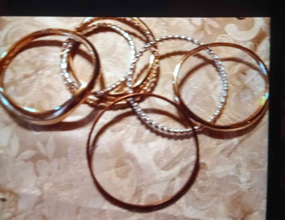 BRAND NEW JEWLERY - Hanford, California - FleaMarketBay