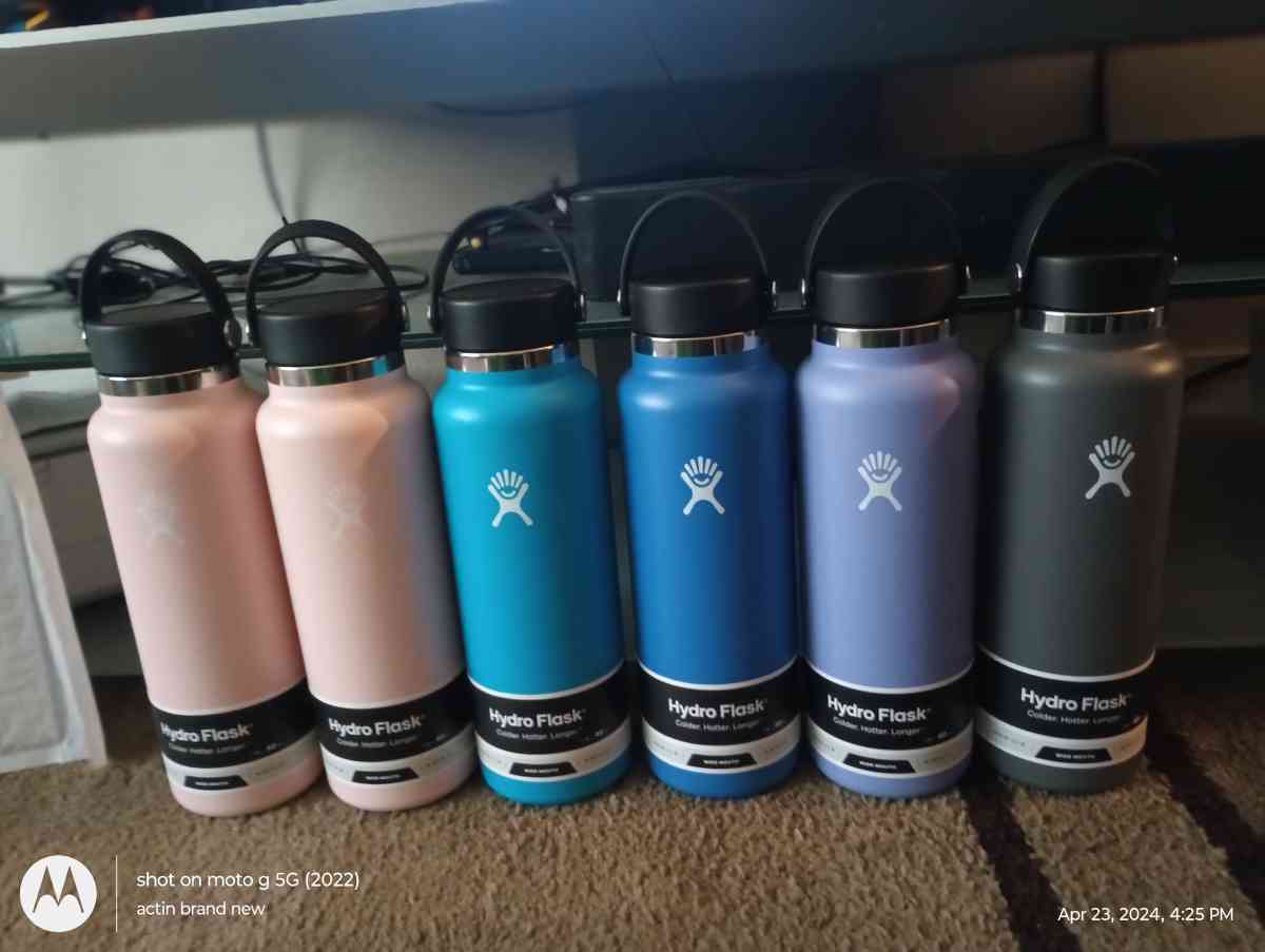 Hydro Flask - Aurora, Colorado - FleaMarketBay
