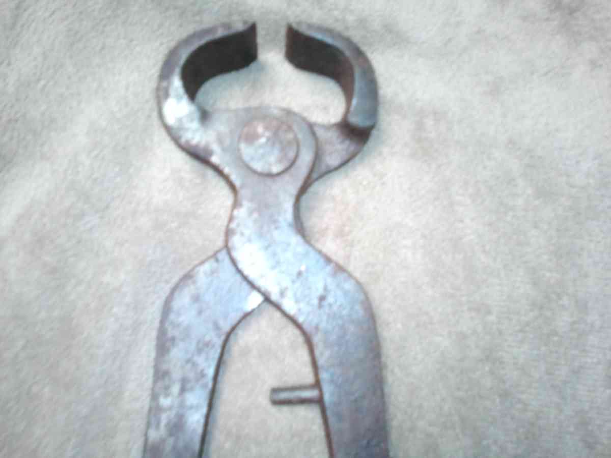 14 Hoof Nippers duct cheaters - Villa Rica, Georgia - FleaMarketBay