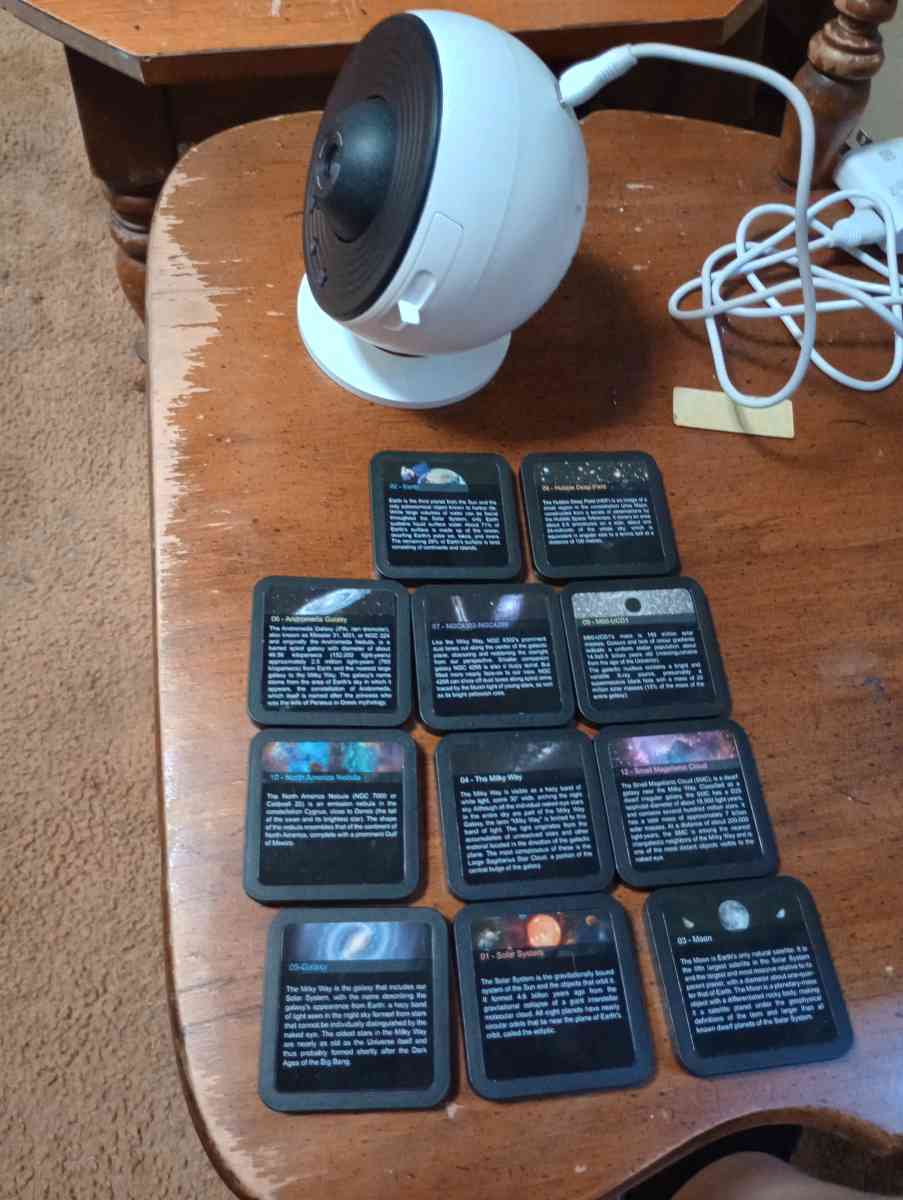 Galaxy an star projector - Farmington, Missouri - FleaMarketBay