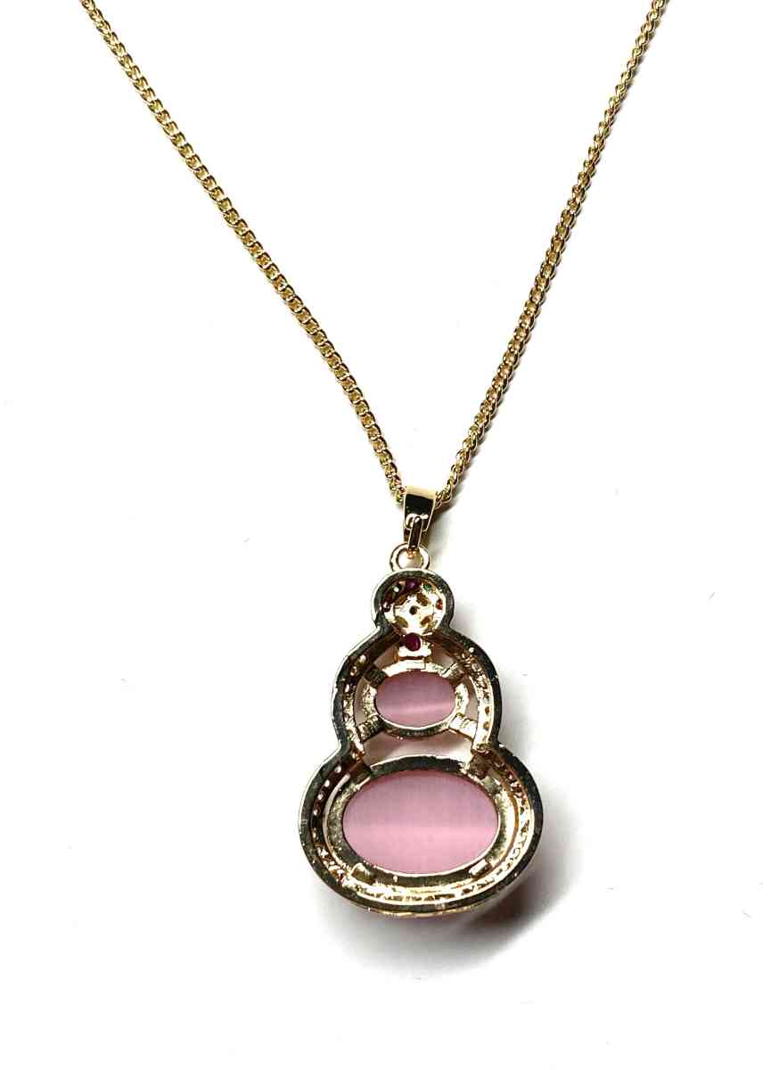 pink Jade jadeite pendant necklace - Pasadena, California - FleaMarketBay