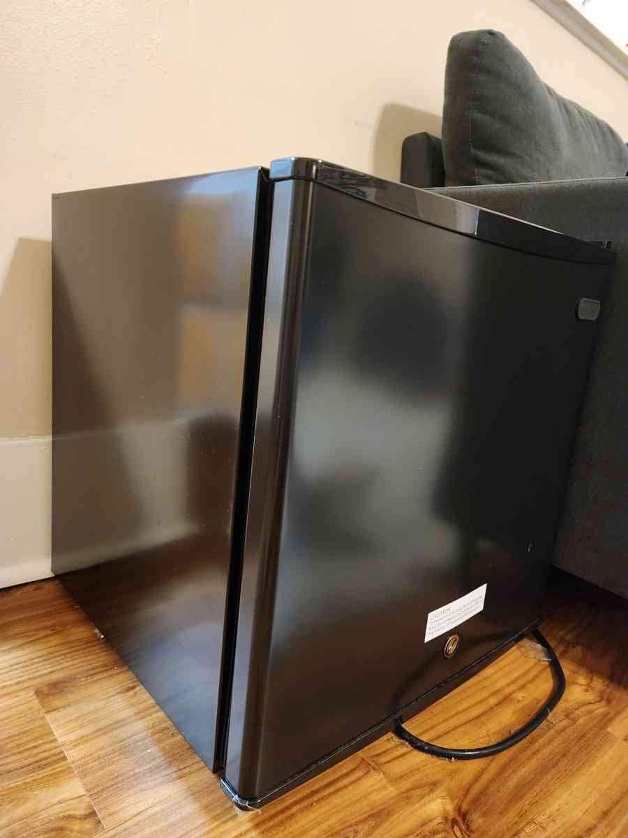 mini freezer - Orange Park, Florida - FleaMarketBay