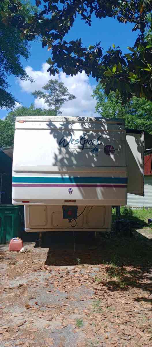 Fleetwood Westport - Smiths Station, Alabama - FleaMarketBay