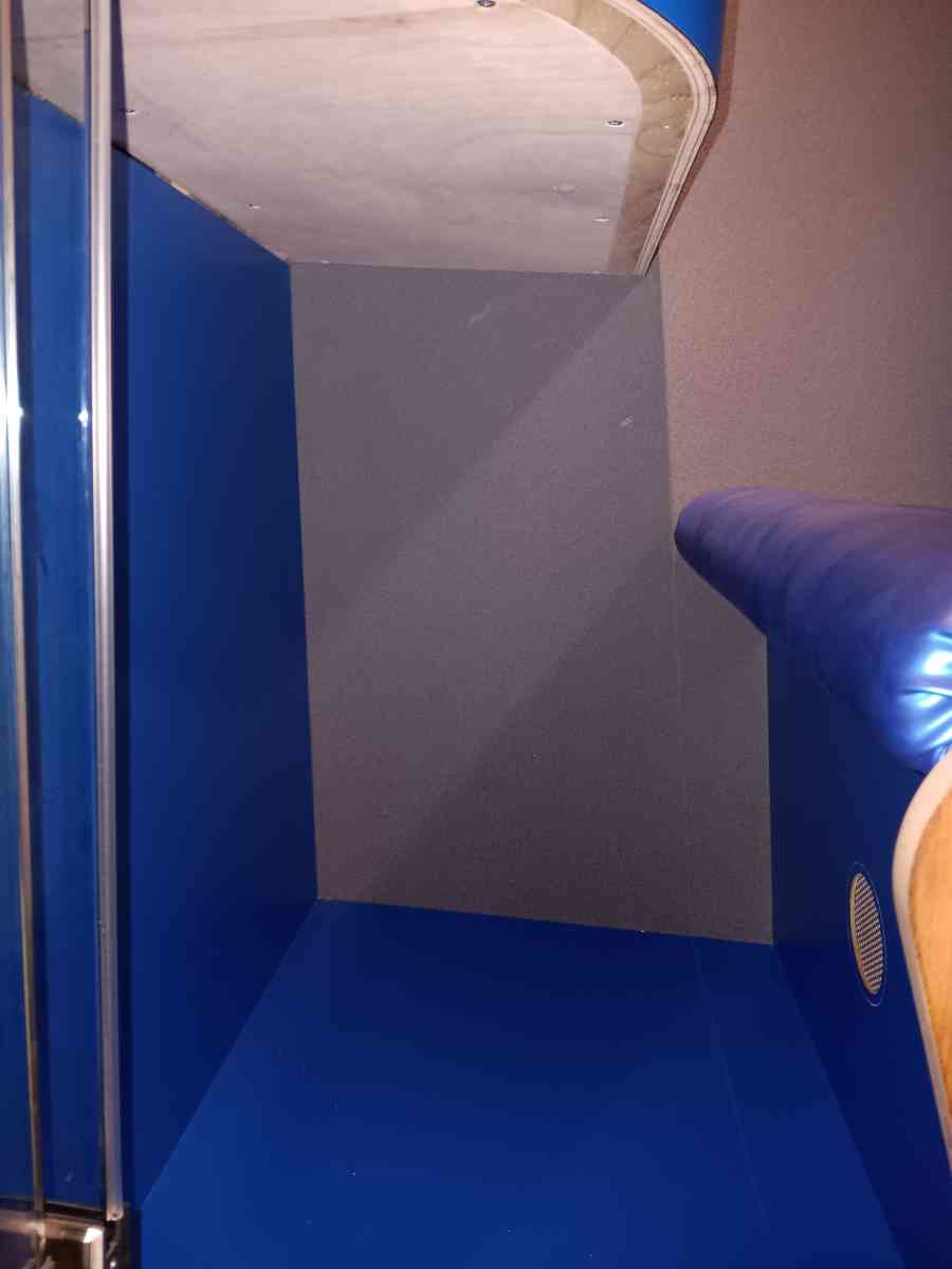 Loop Privacy Booth - Fort Worth, Texas - FleaMarketBay