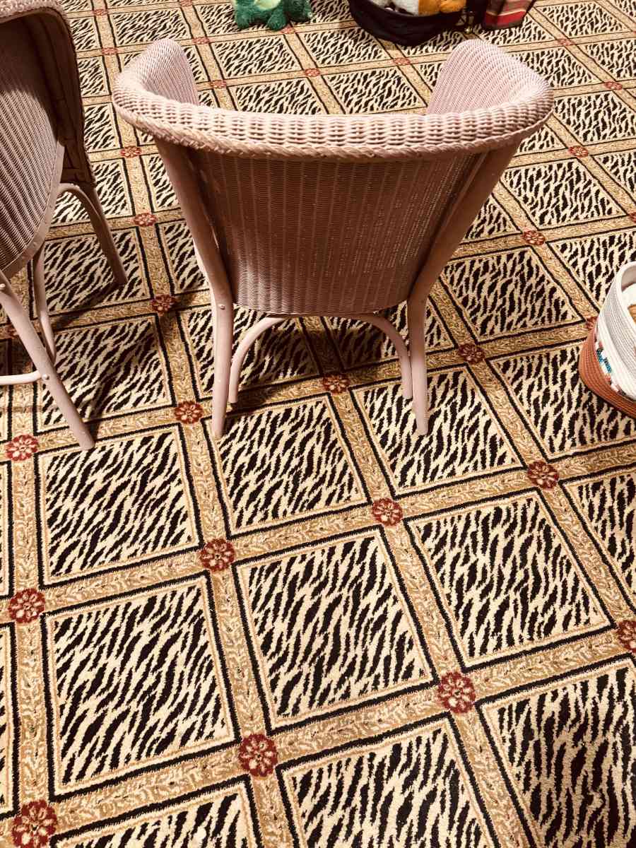 antique wicker chairs - Lubbock, Texas - FleaMarketBay