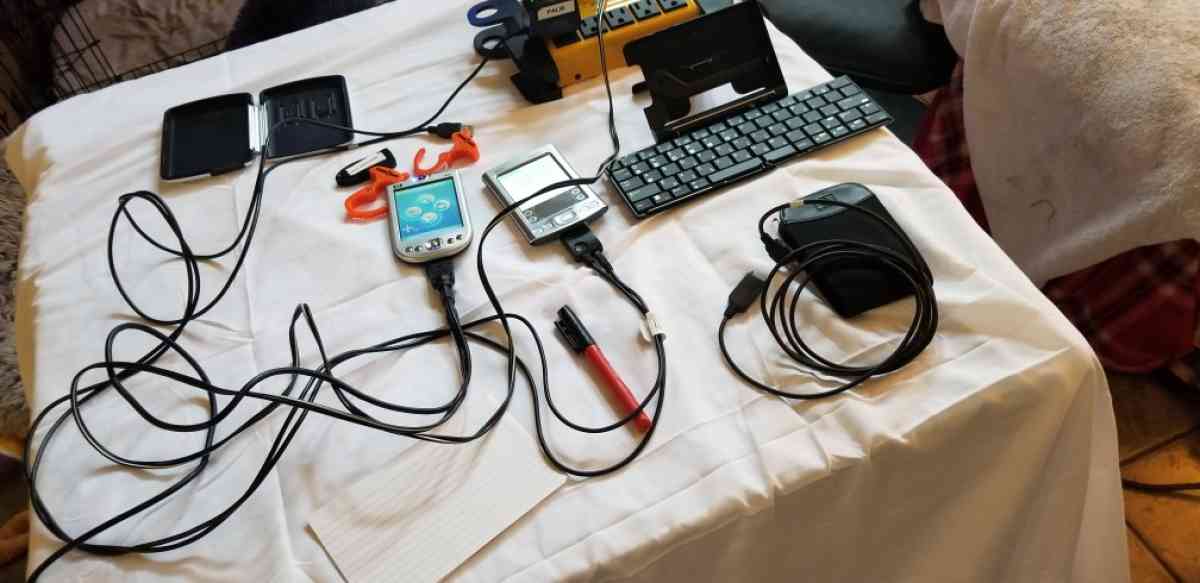 2 palm pilots in great condition - Katy, Texas - FleaMarketBay