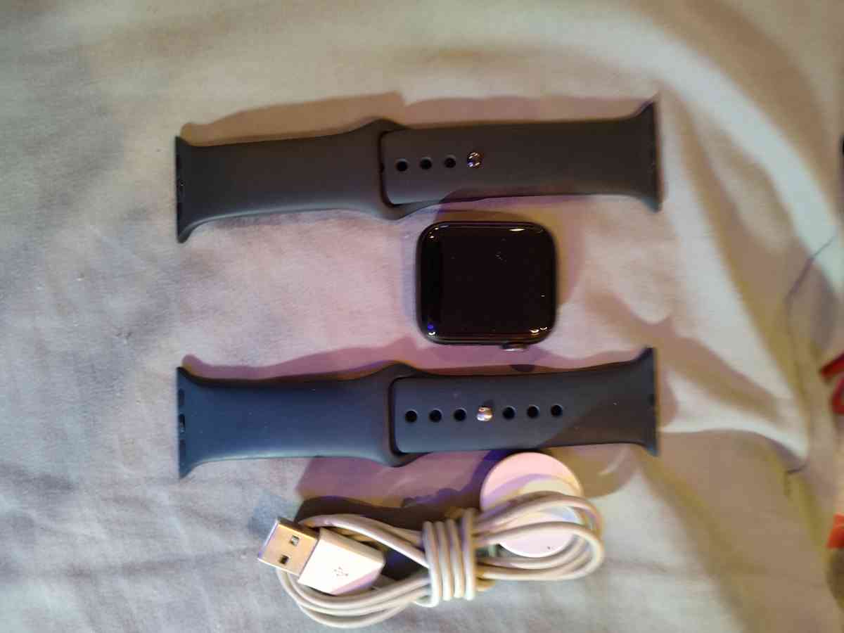 Apple Smartwatch series SE - Seattle, Washington