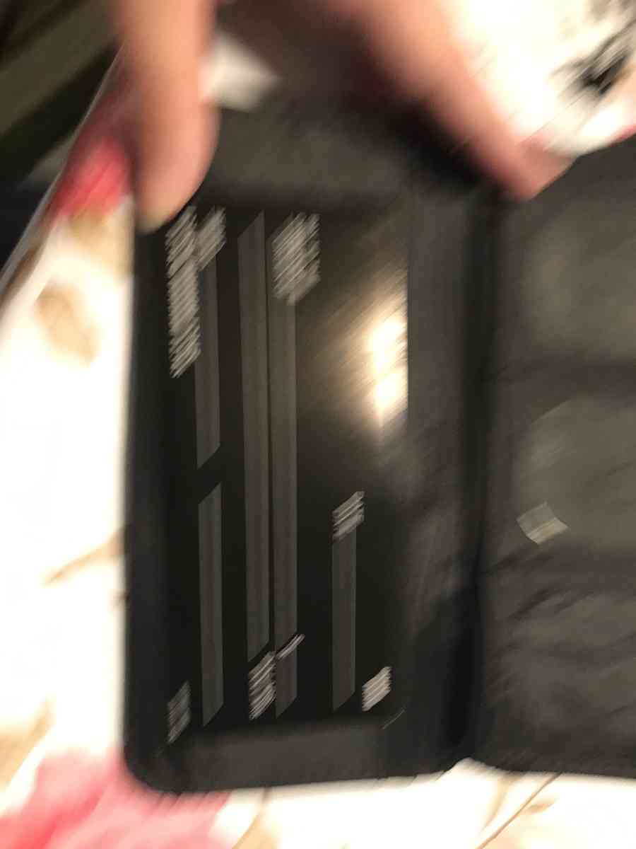 womans walletv - Mc Lean, Virginia - FleaMarketBay