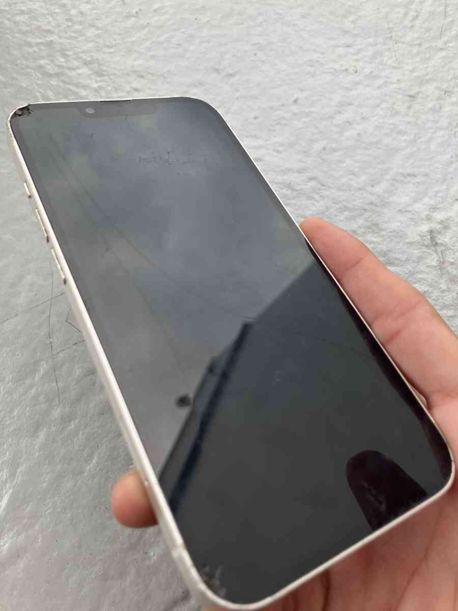 iphone 13 unlocked carrier   used - Oakland, California - FleaMarketBay