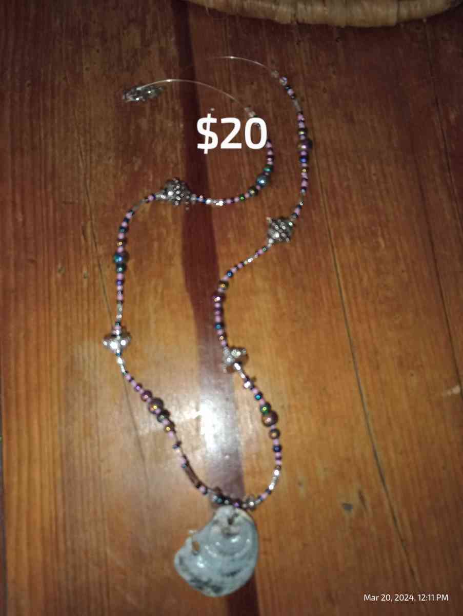 seashell jewlery - Devine, Texas - FleaMarketBay