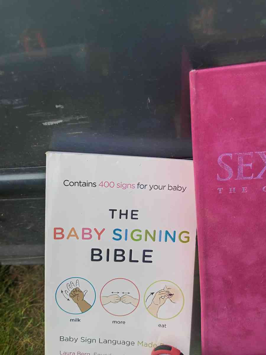 DVD set an book - Hardin, Kentucky - FleaMarketBay