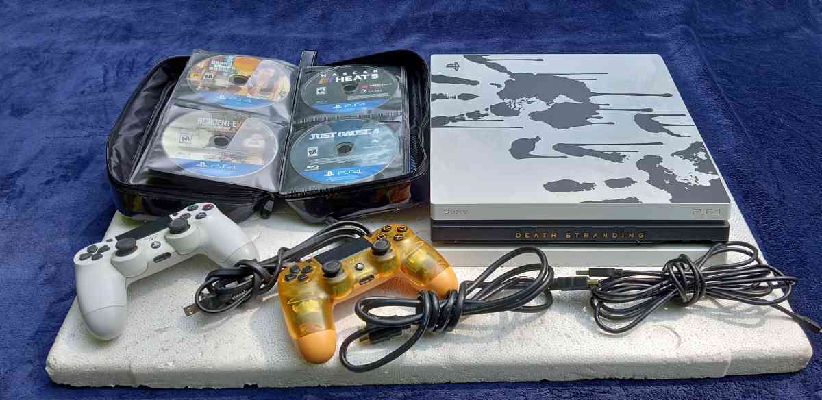 PlayStation 4 pro comes with 83 games and a acer Chromebook - Mount Holly, North Carolina - FleaMarketBay