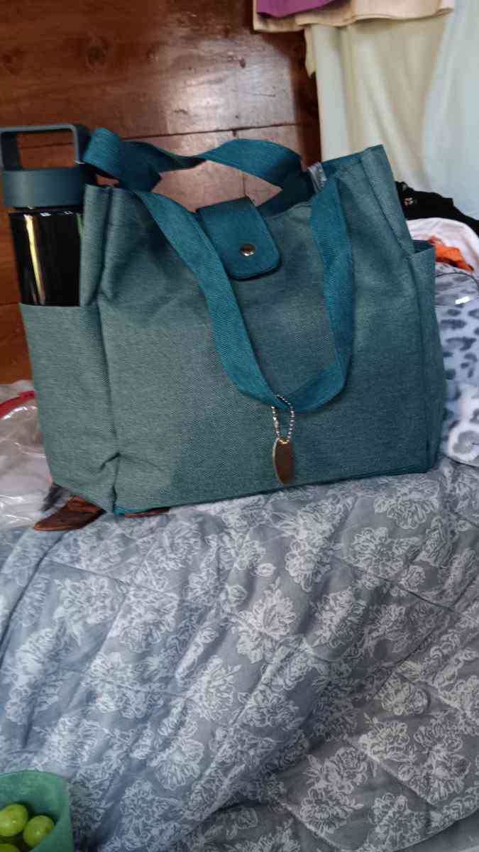 lunch bag with two containers and a drinking jar - Norco, California