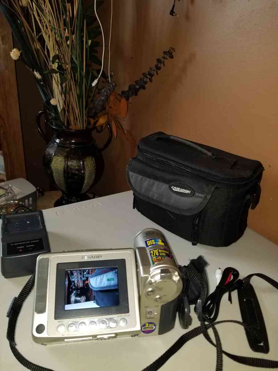 Sharp Hi8 video transfering camcorder - Dayton, Ohio - FleaMarketBay