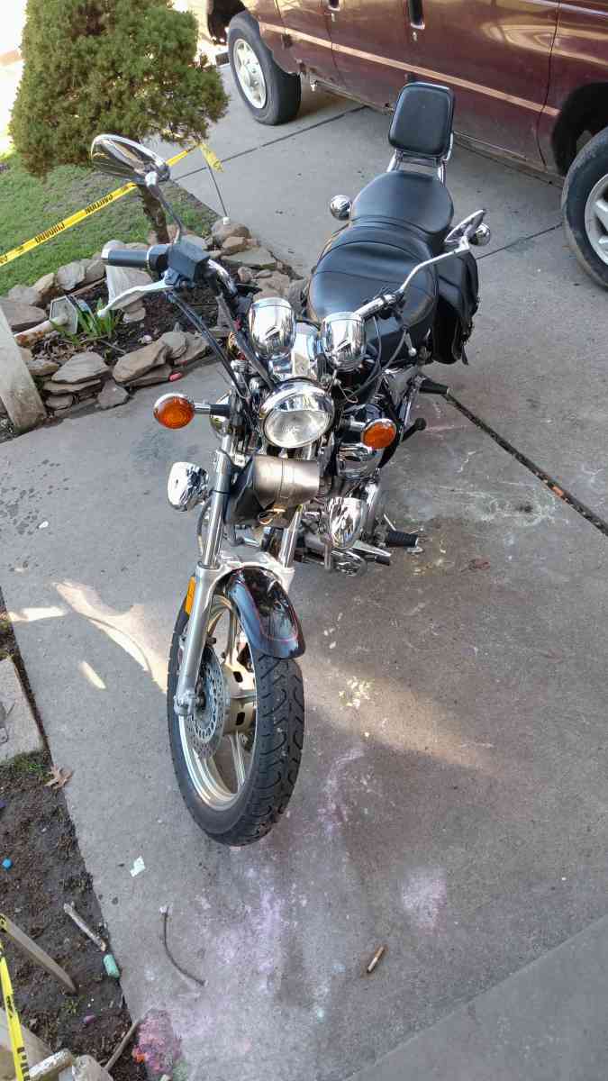 1997 Yamaha virago 1100 - Cleveland, Ohio - FleaMarketBay