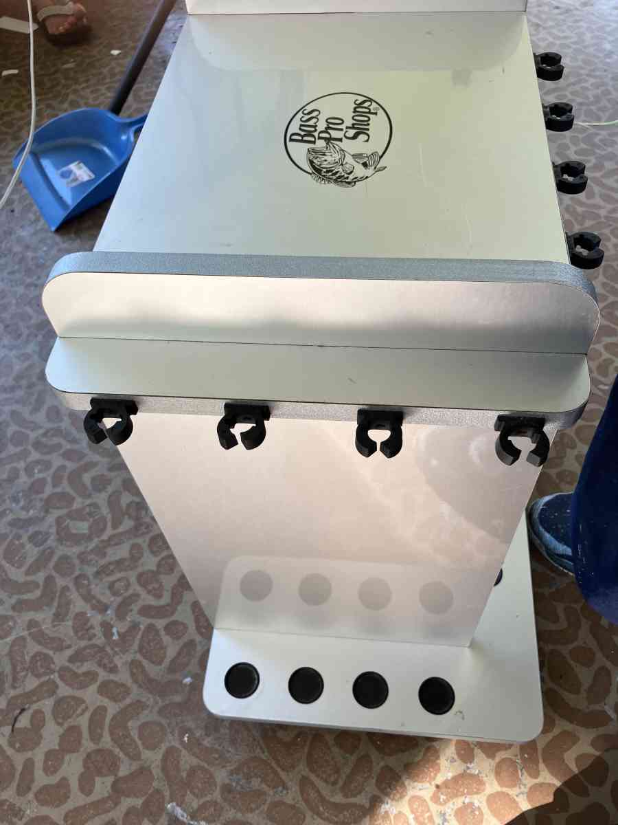 Fishing Rod Rack - Palmetto, Florida - FleaMarketBay