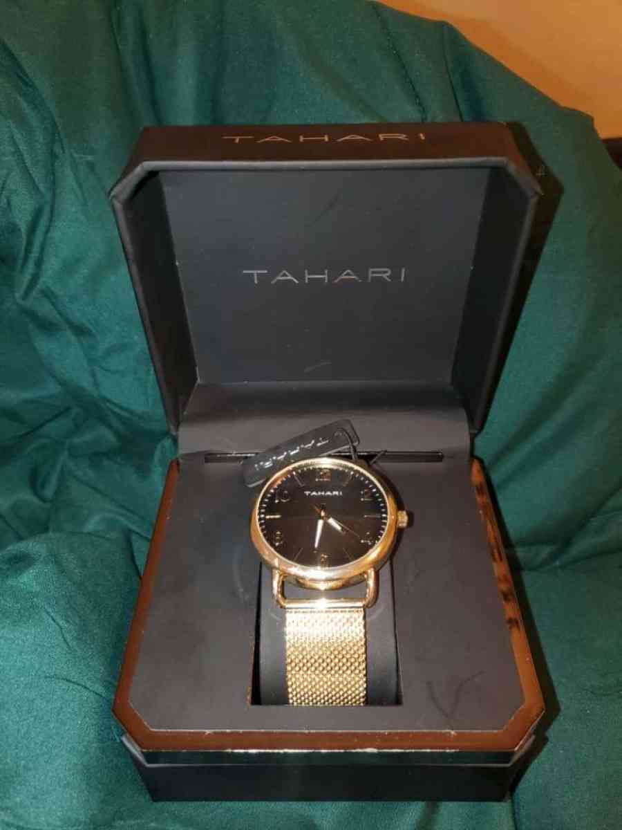 Mens Gold Watch - Joliet, Illinois - FleaMarketBay