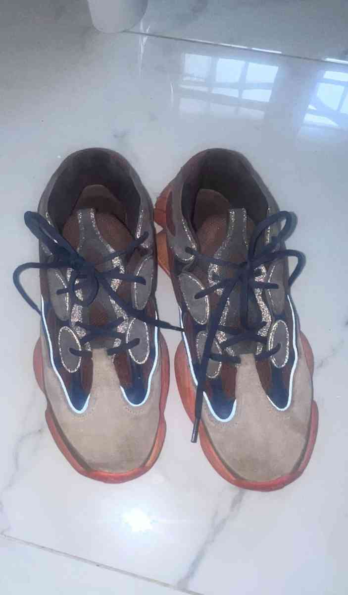 yeezys 500real size11 - Abington, Pennsylvania - FleaMarketBay