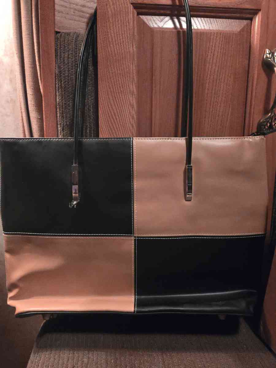 Black and Tan Tote - Houston, Texas - FleaMarketBay