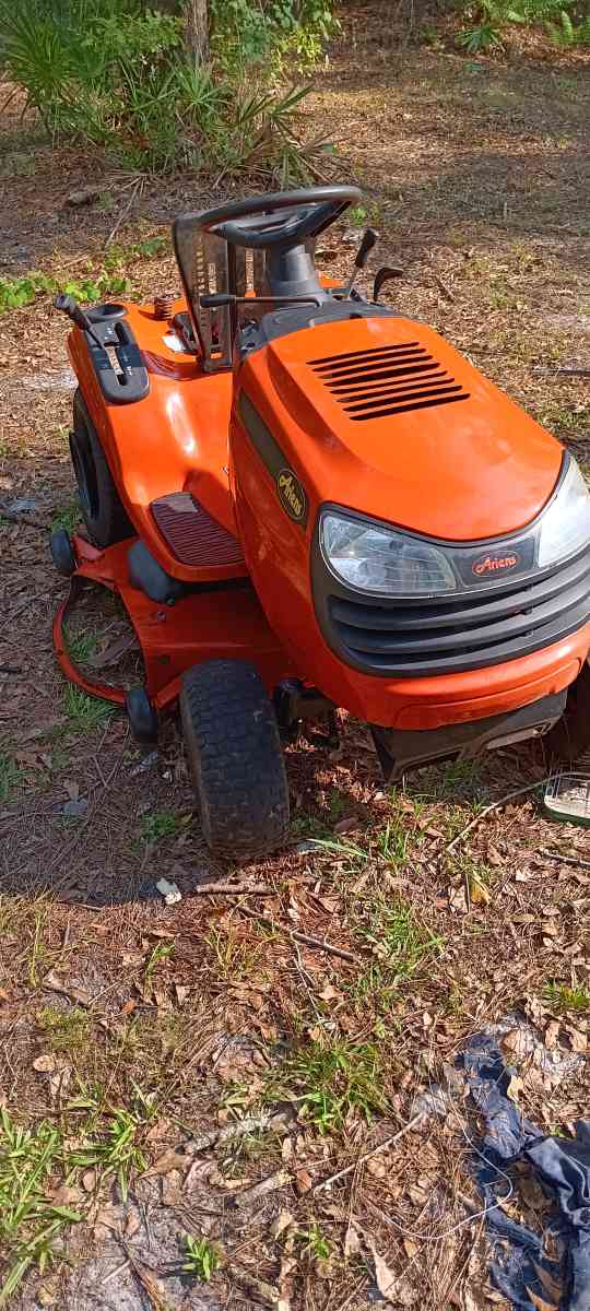 lawnmower - Middleburg, Florida - FleaMarketBay