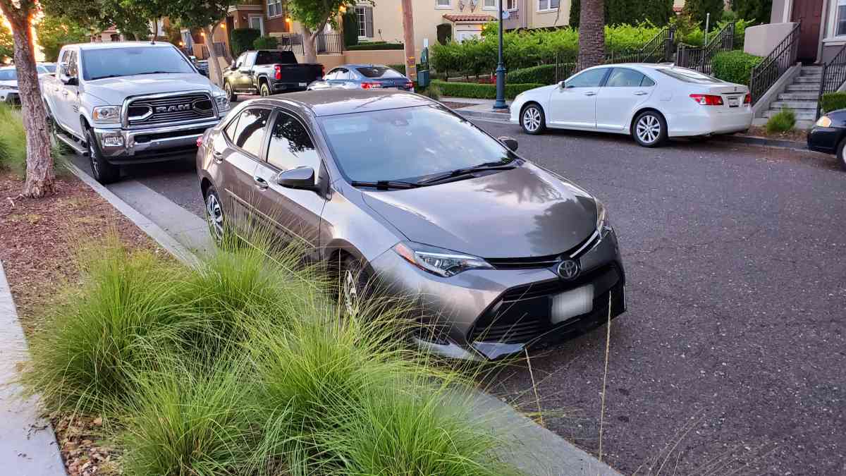 2017 Toyota Corolla - San Jose, California - FleaMarketBay