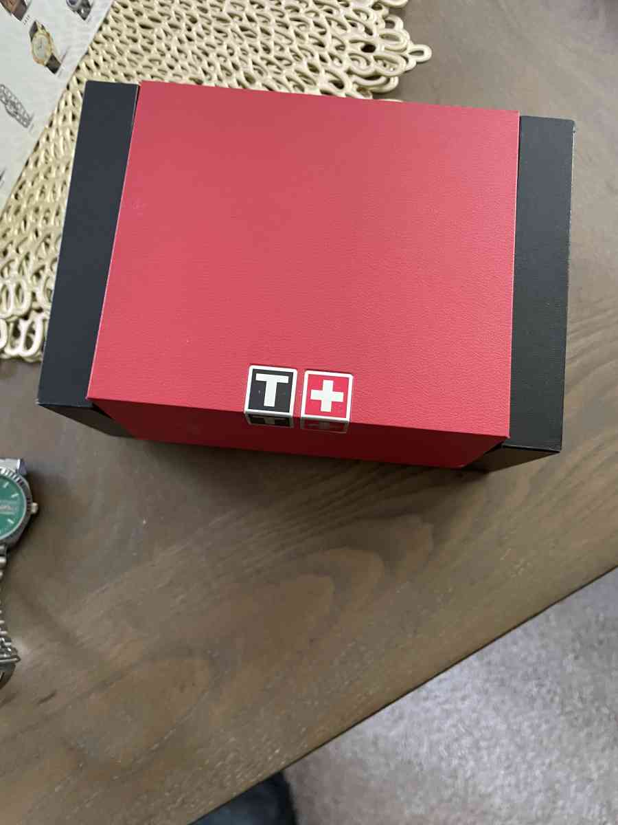 watch - Foxboro, Massachusetts