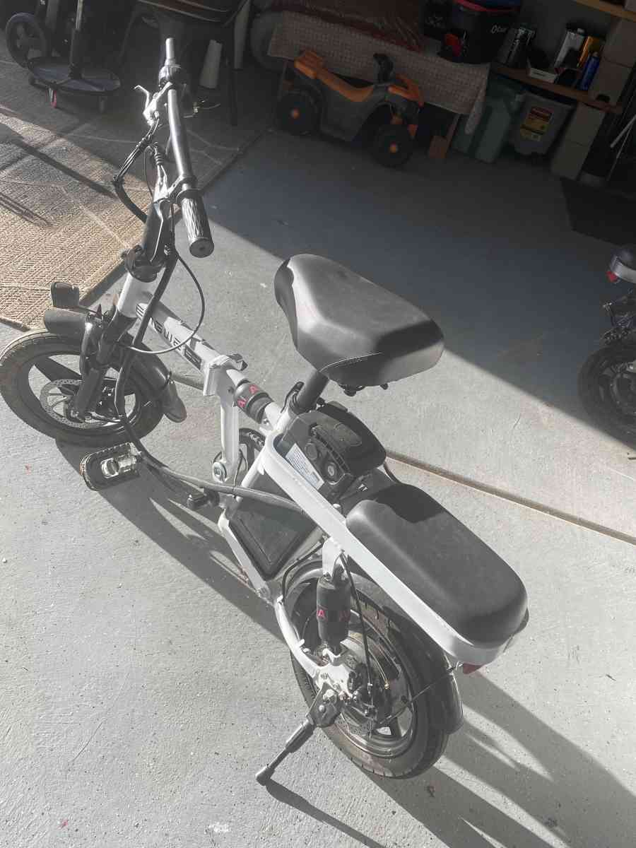 Ebike - Adelanto, California - FleaMarketBay