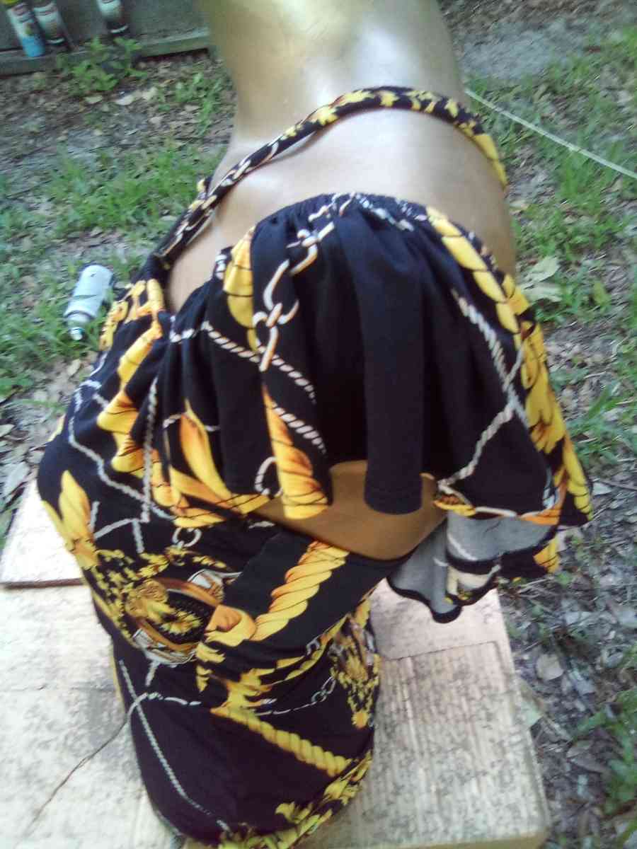 shirt and pants  outfit - Jacksonville, Florida - FleaMarketBay