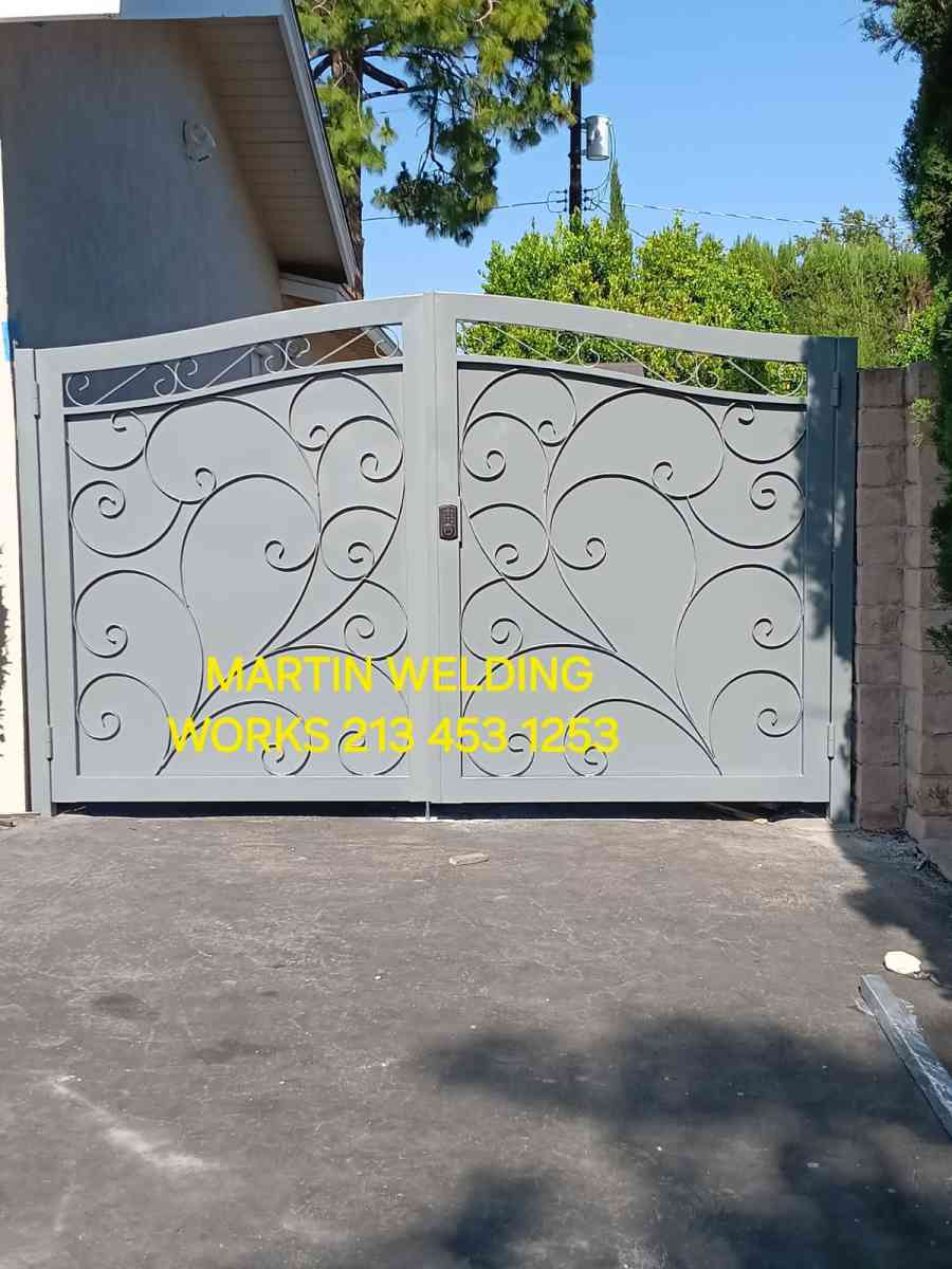FENCES GATES IRON WORKS - Woodland Hills, California - FleaMarketBay