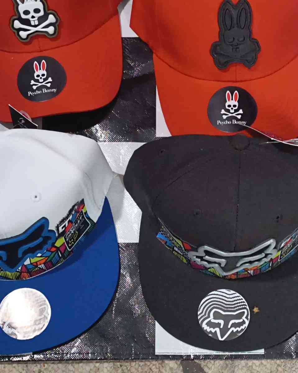 caps beautiful - Cumming, Georgia - FleaMarketBay