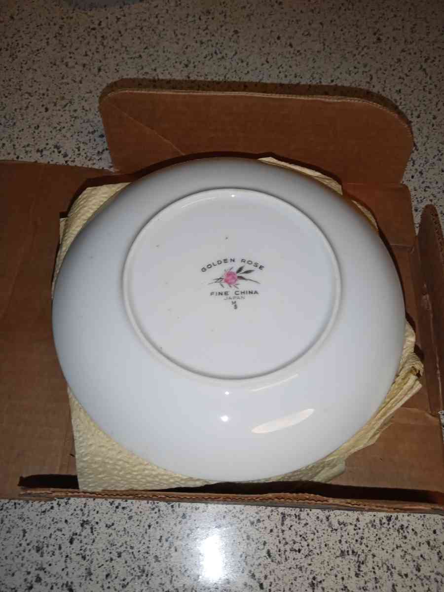 China set - Kokomo, Indiana - FleaMarketBay