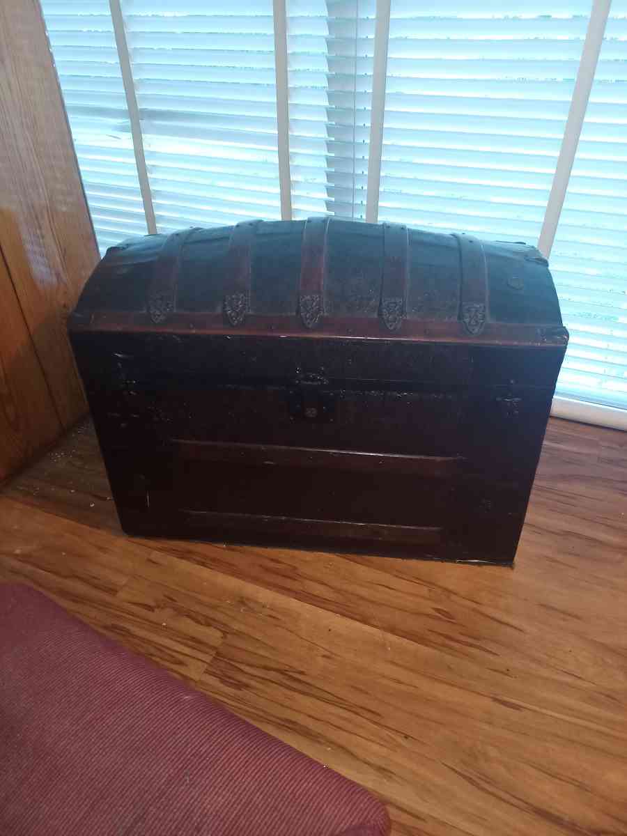 19th Century Camelback Steamer Trunk - Pineville, Louisiana