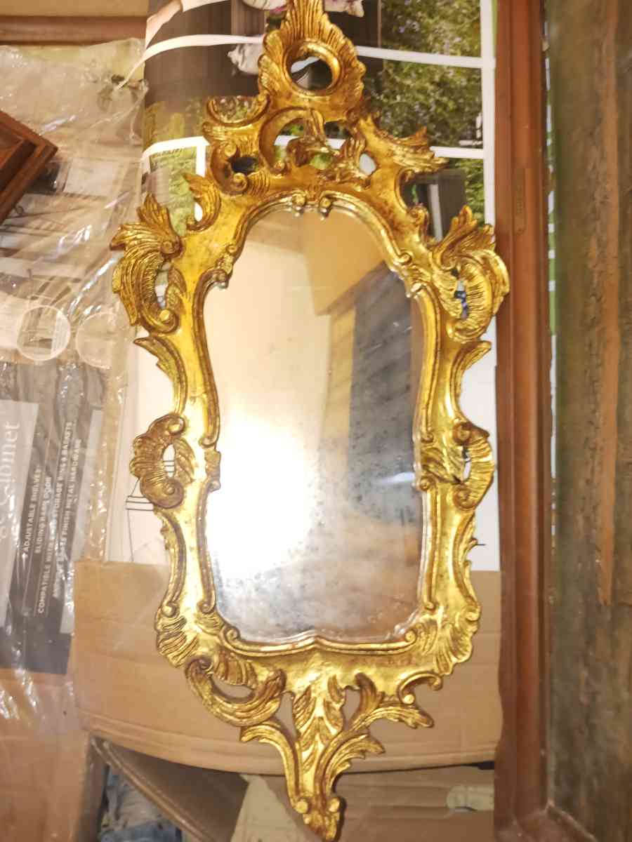 glit hand carved  antique mirror - Maysville, North Carolina