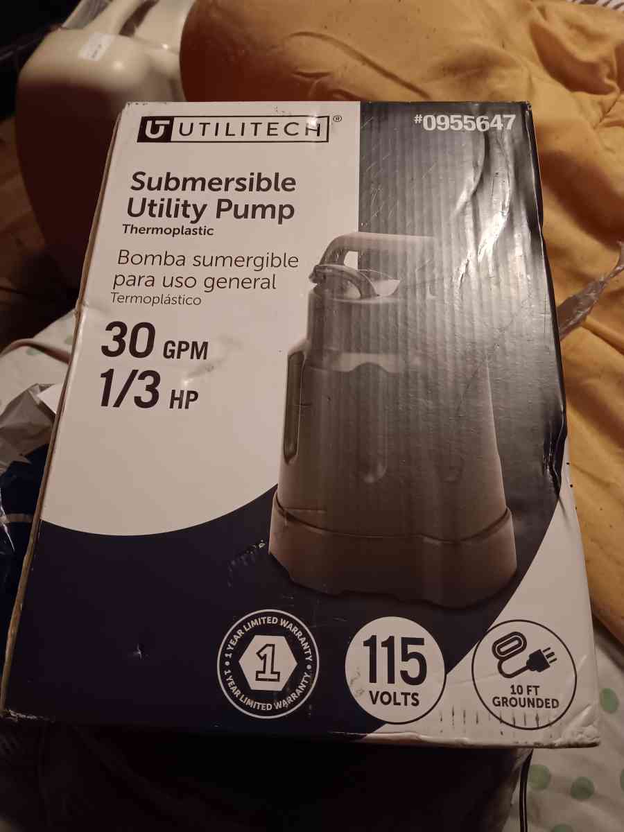 submersible  utility pump  30 gpm one third Hp brand new sti - Malvern, Arkansas