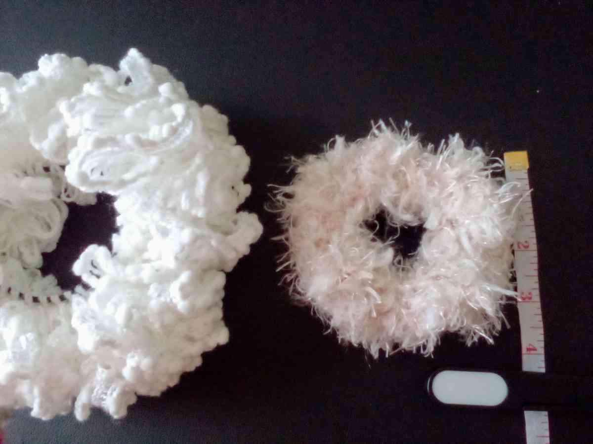 jumbo White plush scrunchie - Saint Albans, West Virginia - FleaMarketBay