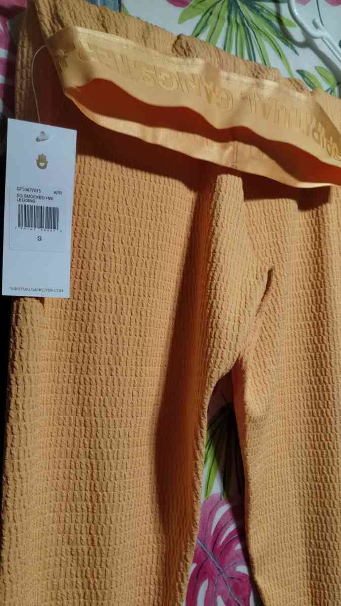 Spiritual Gangster Leggings yellow - Poplarville, Mississippi - FleaMarketBay